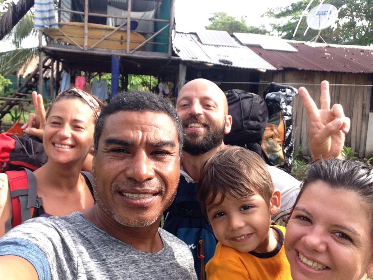 Miguel Surf Camp Quepos Exterior foto